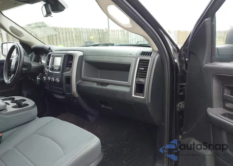 2015 Ram 1500 Express z USA, uszkodzony, nr VIN 1C6RR7KT8FS576839